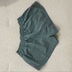 lulu lemon hotty hot shorts